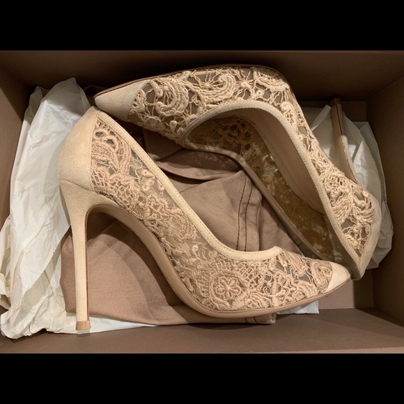 Gianvito Rossi Lace Suede Heels - Picture 3 of 7